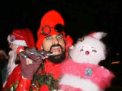 santaclaw2_small.JPG (15858 bytes)